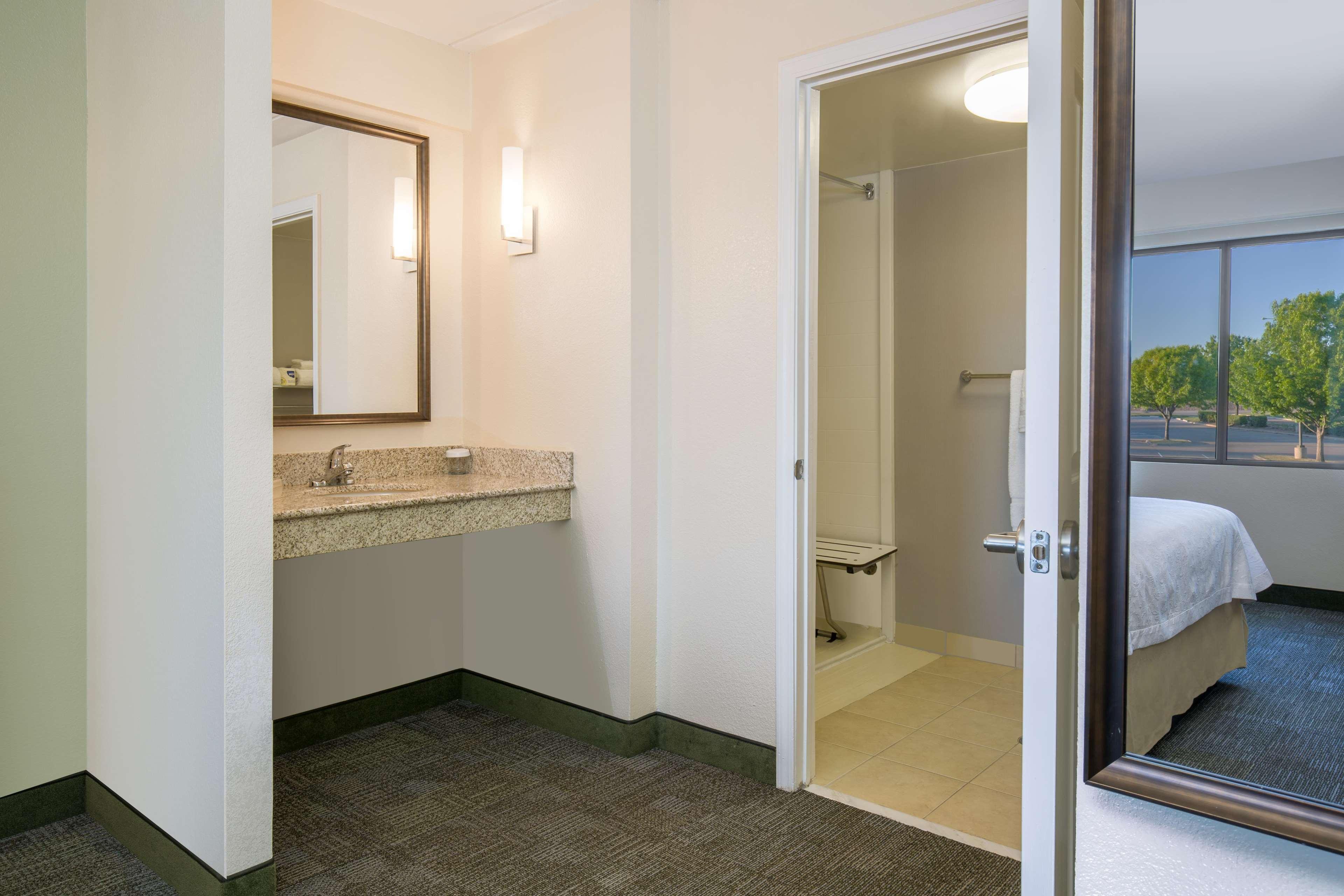 HOTEL HOMEWOOD SUITES BY HILTON FT. WORTH-NORTH AT FOSSIL CREEK FORT WORTH,  TX 3* (United States) - from US$ 88 | BOOKED